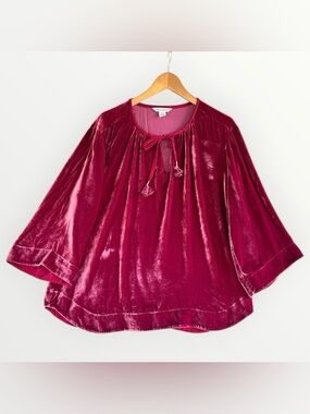 🎉5 for $45🎉 Tommy Bahama top blouse short size L